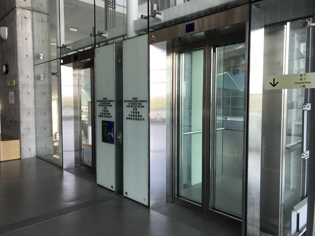 Ramps access and Lift