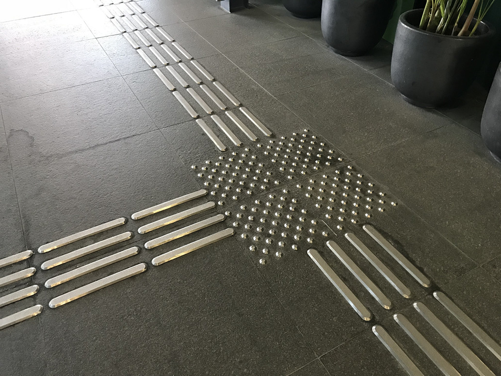 Tactile guide paths